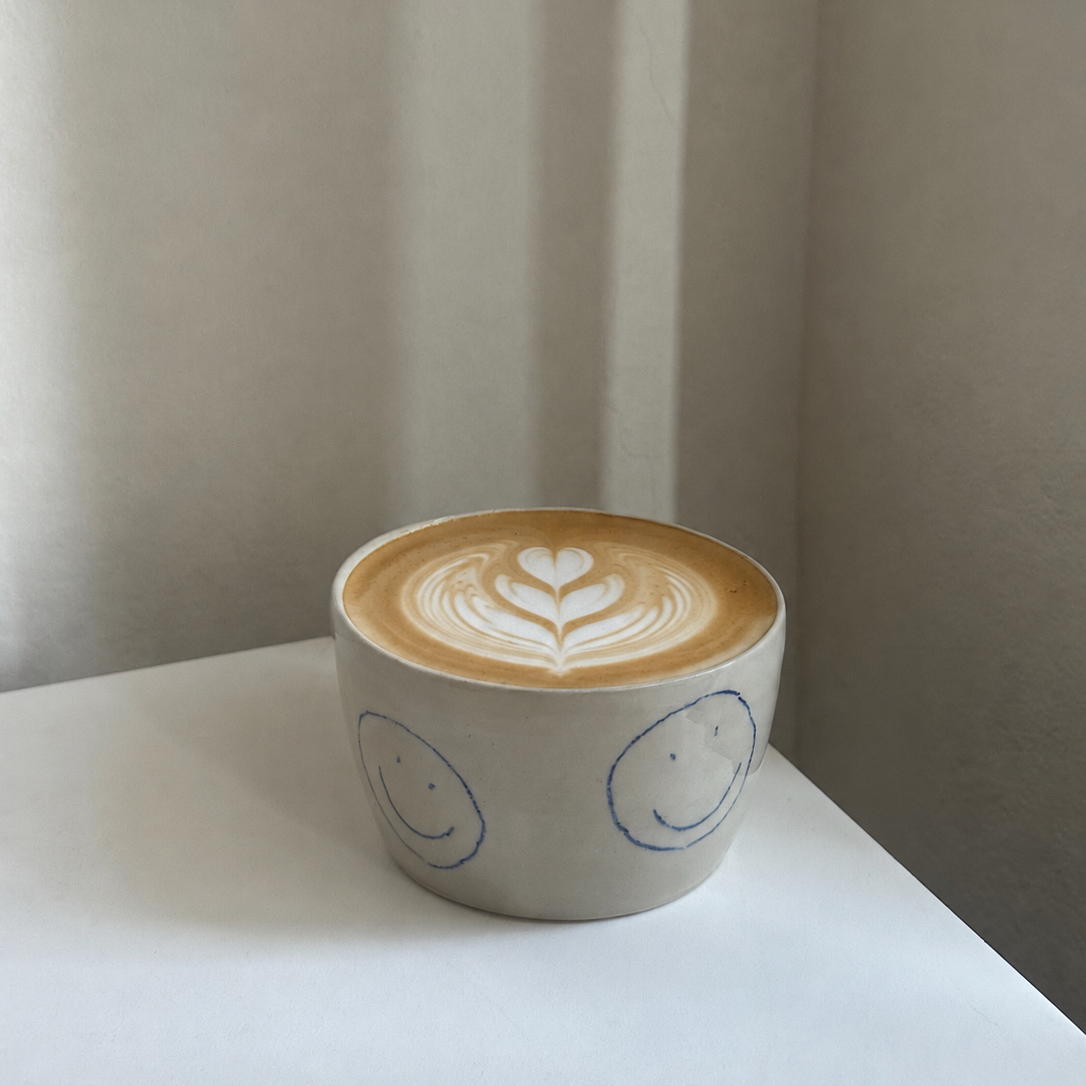 Vorbestellung Kaffeebecher - Smiley L
